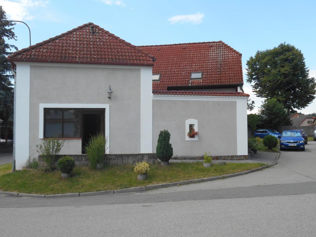 Apartman Pod Hradem Sobeslav Exterior photo